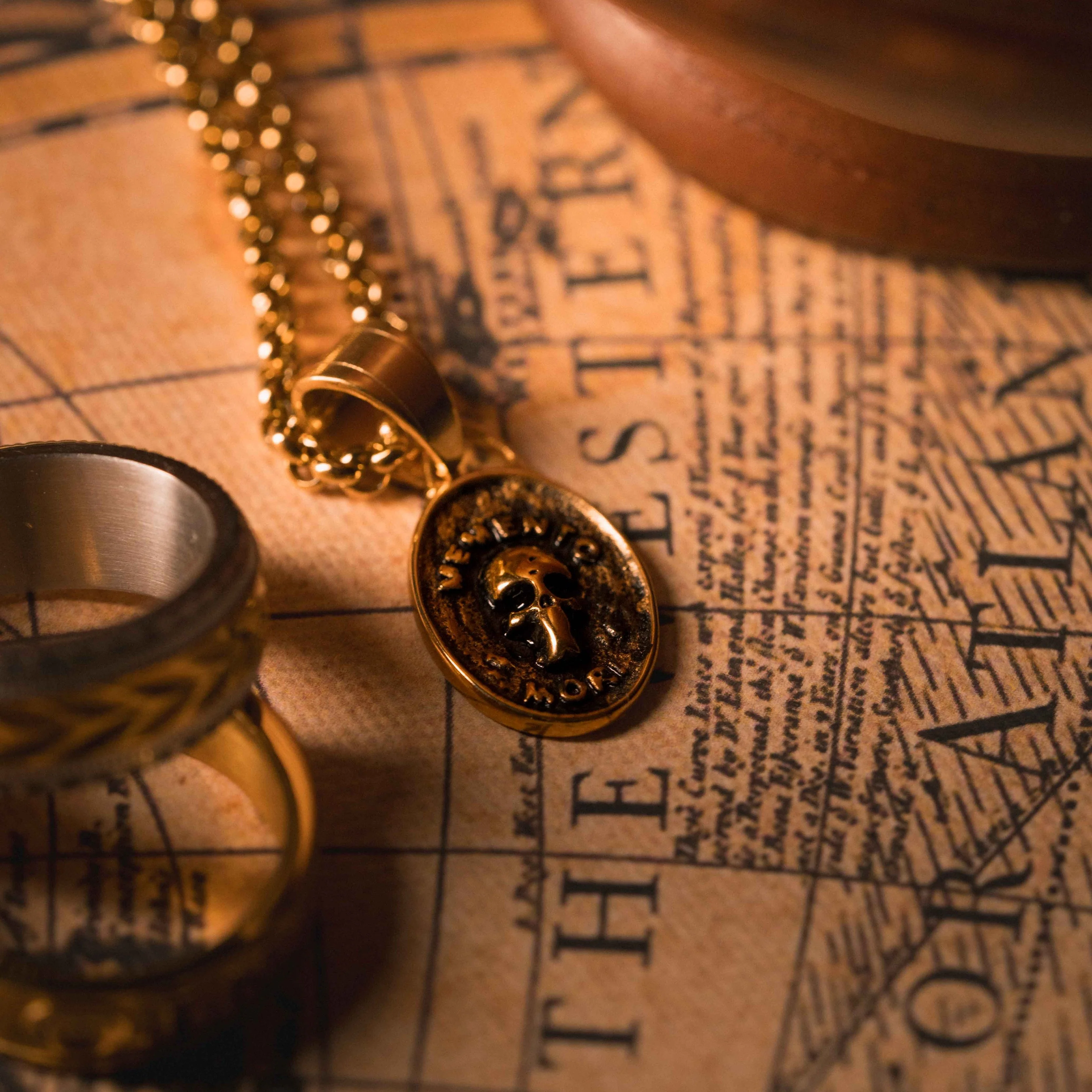 Memento Mori Skull Coin Pendant - Image 4
